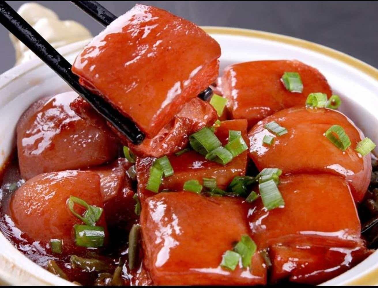 毛氏红烧肉盖饭