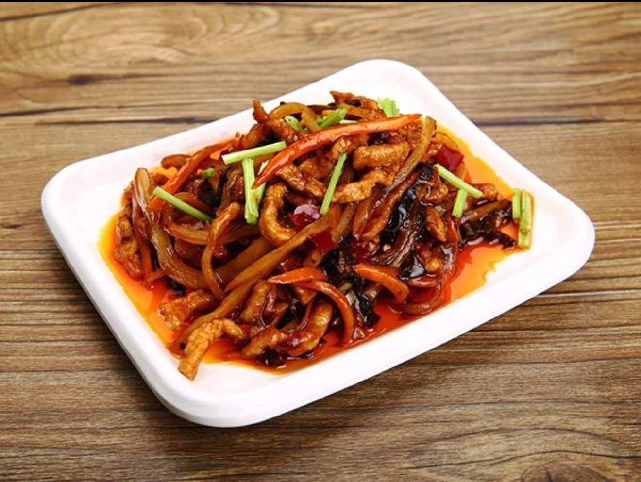 鱼香肉丝盖浇面